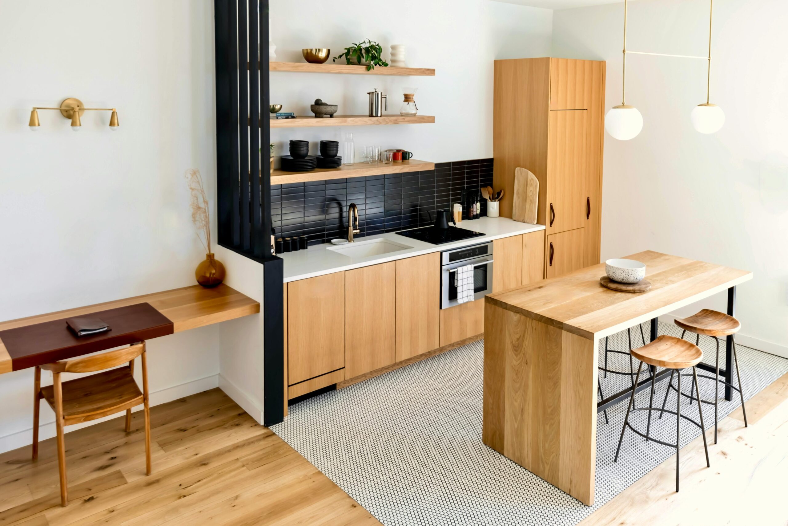 How to Choose Minimalist Furniture for Small Spaces