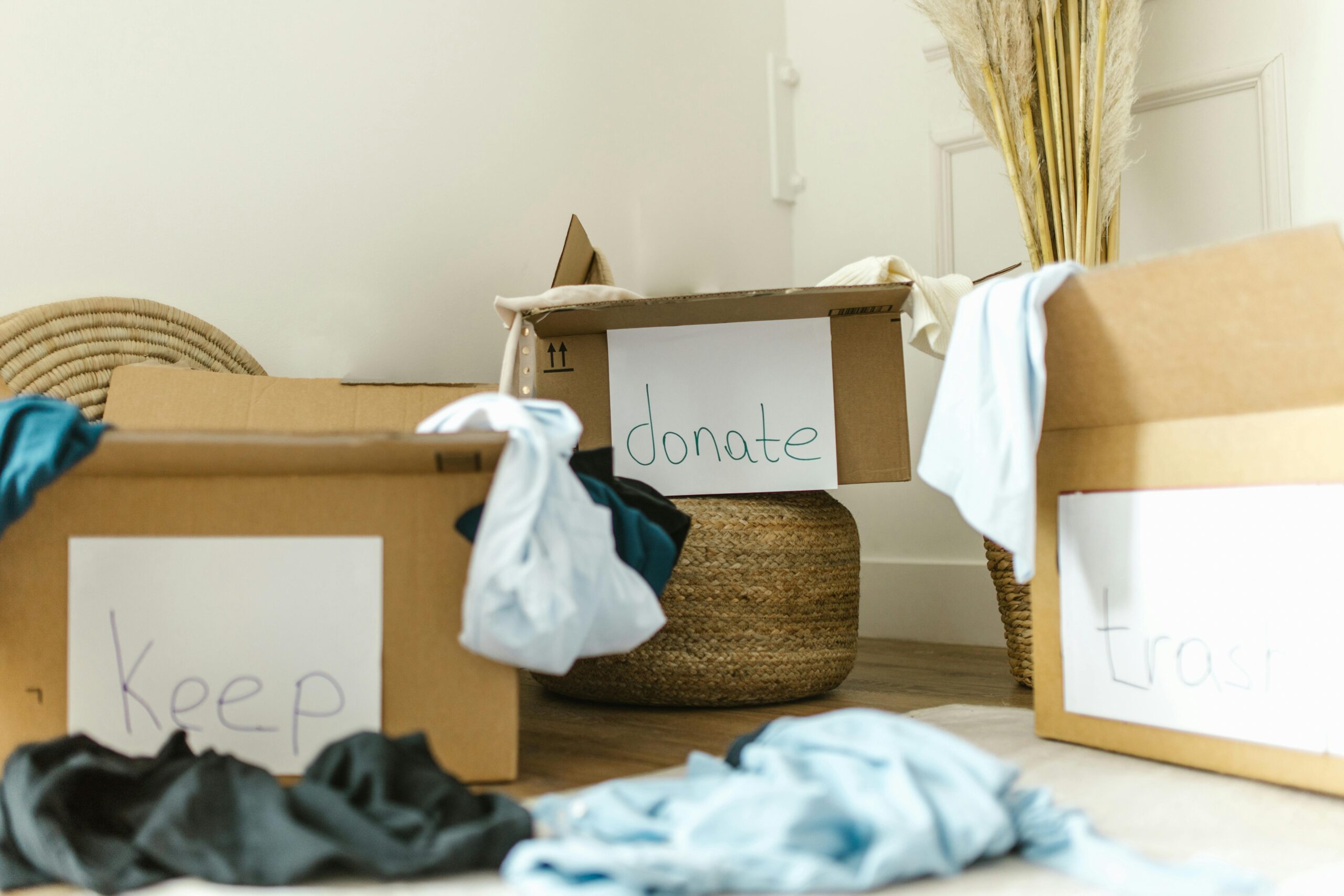 How to Declutter Your Home in 7 Days